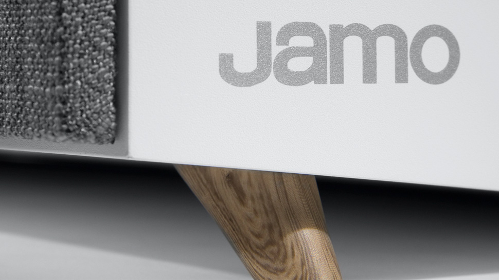 Jamo Studio 8 Series